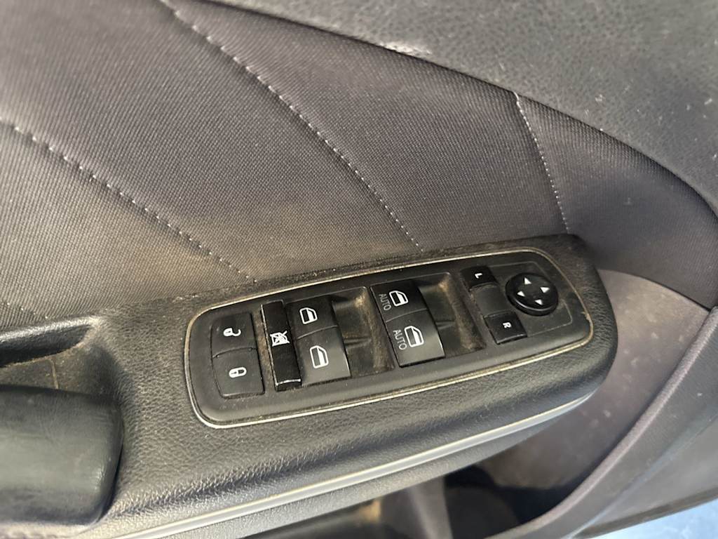 Thumbnail: 2019 Dodge Charger - 18