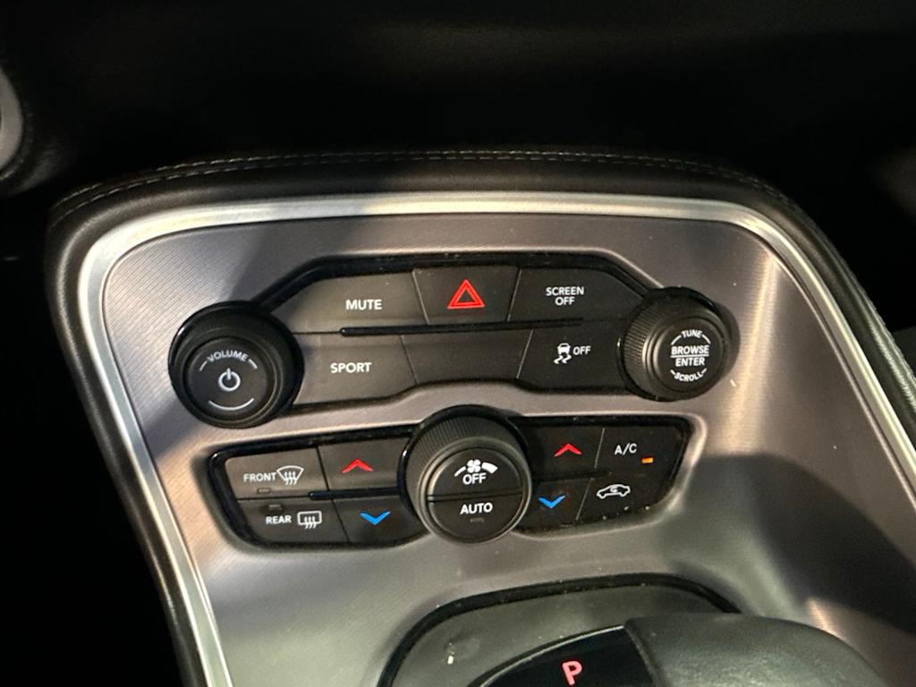 Thumbnail: 2019 Dodge Challenger - 24