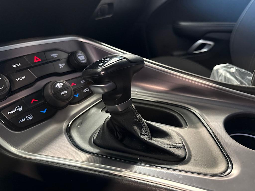 Thumbnail: 2019 Dodge Challenger - 12