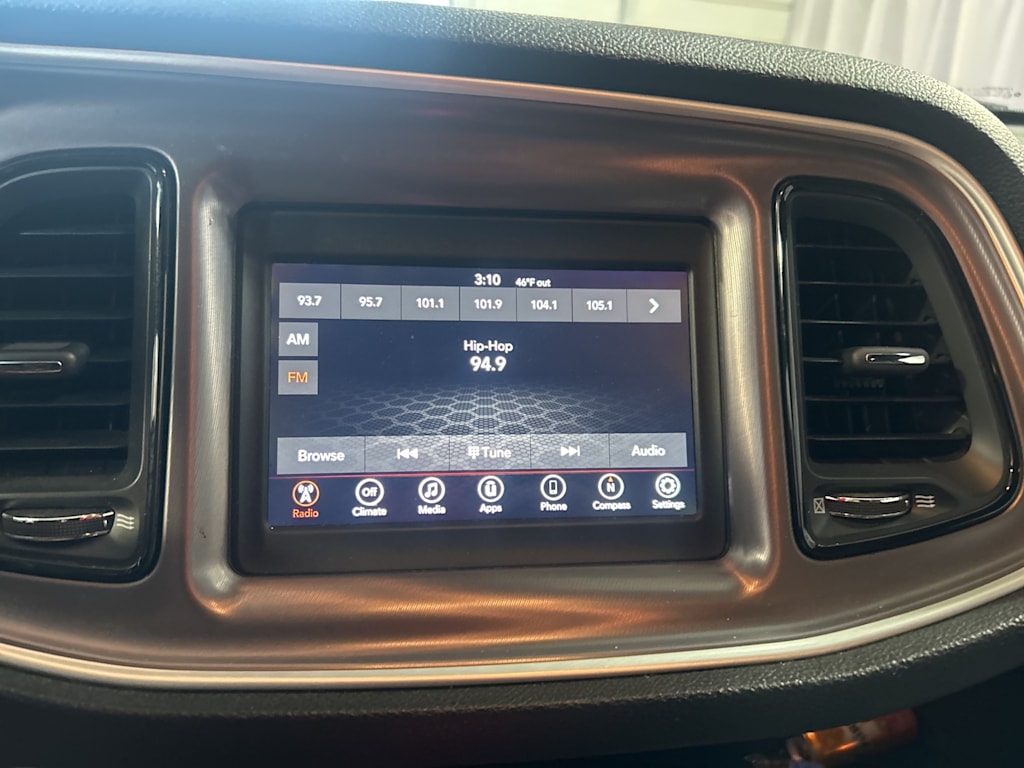 Thumbnail: 2019 Dodge Challenger - 6