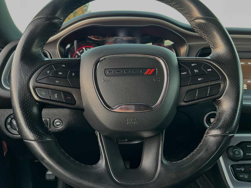 2022 Dodge Challenger SXT 14