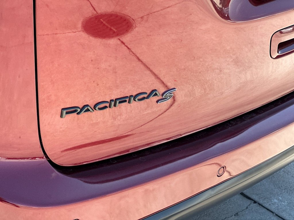 Thumbnail: 2021 Chrysler Pacifica - 7