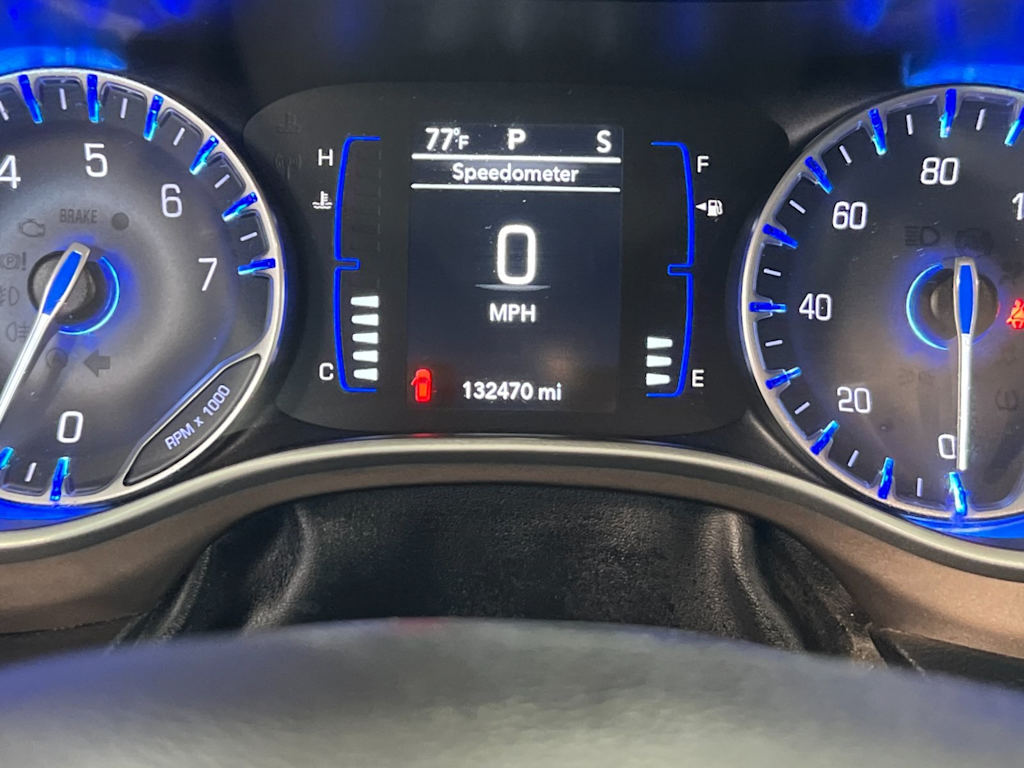 Thumbnail: 2019 Chrysler Pacifica - 30