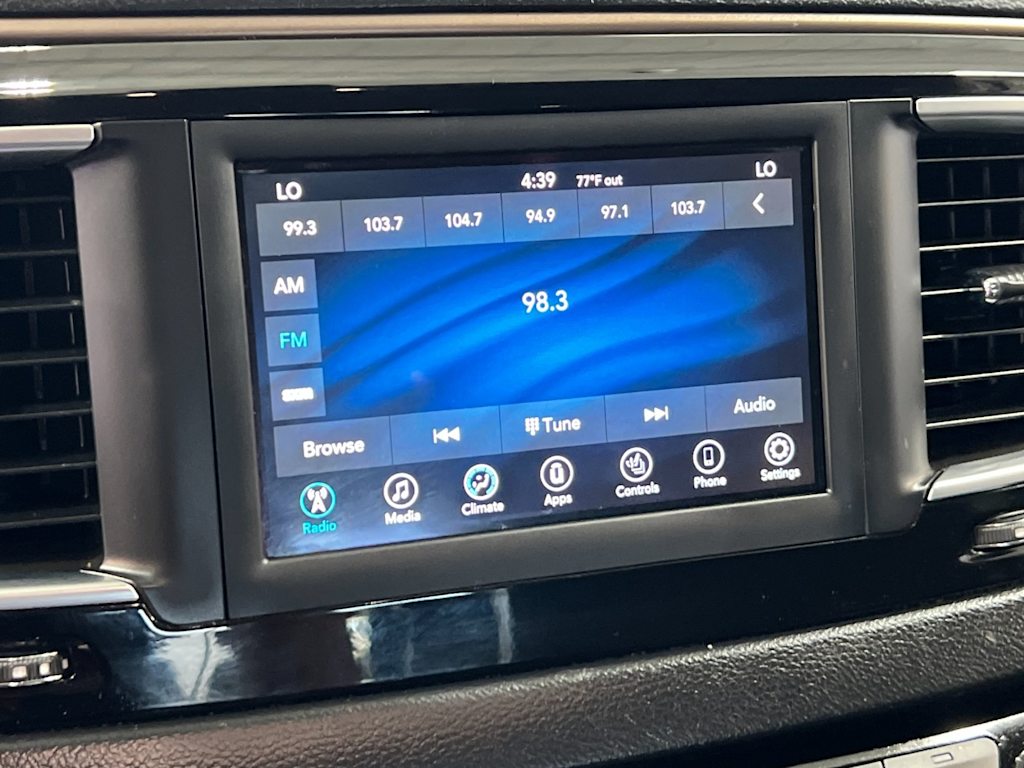 Thumbnail: 2019 Chrysler Pacifica - 14