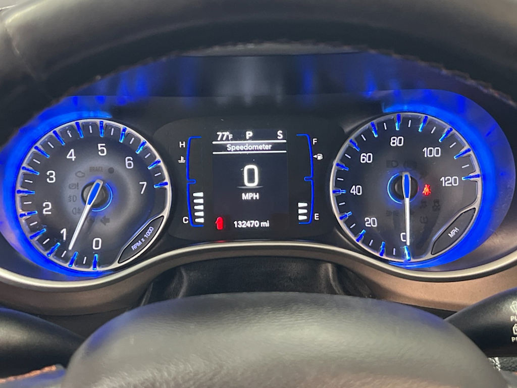 Thumbnail: 2019 Chrysler Pacifica - 15