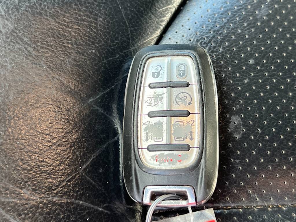 Thumbnail: 2019 Chrysler Pacifica - 16