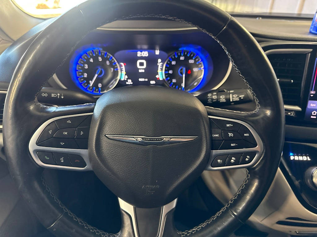 Thumbnail: 2022 Chrysler Pacifica - 2
