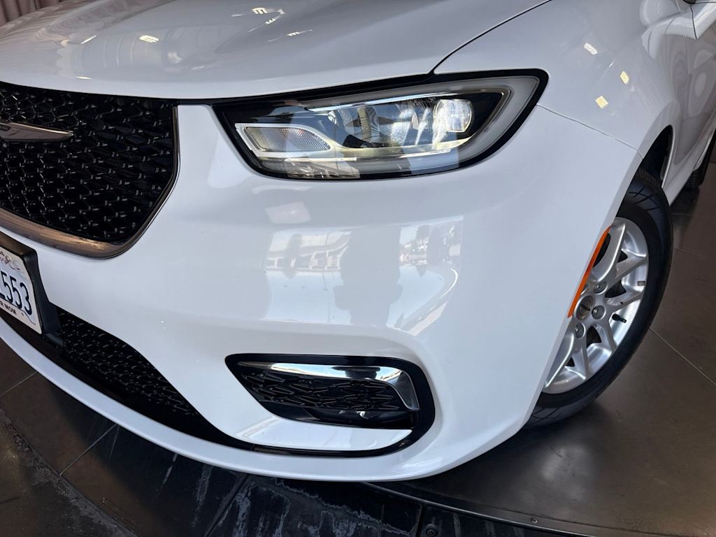 Thumbnail: 2022 Chrysler Pacifica - 19