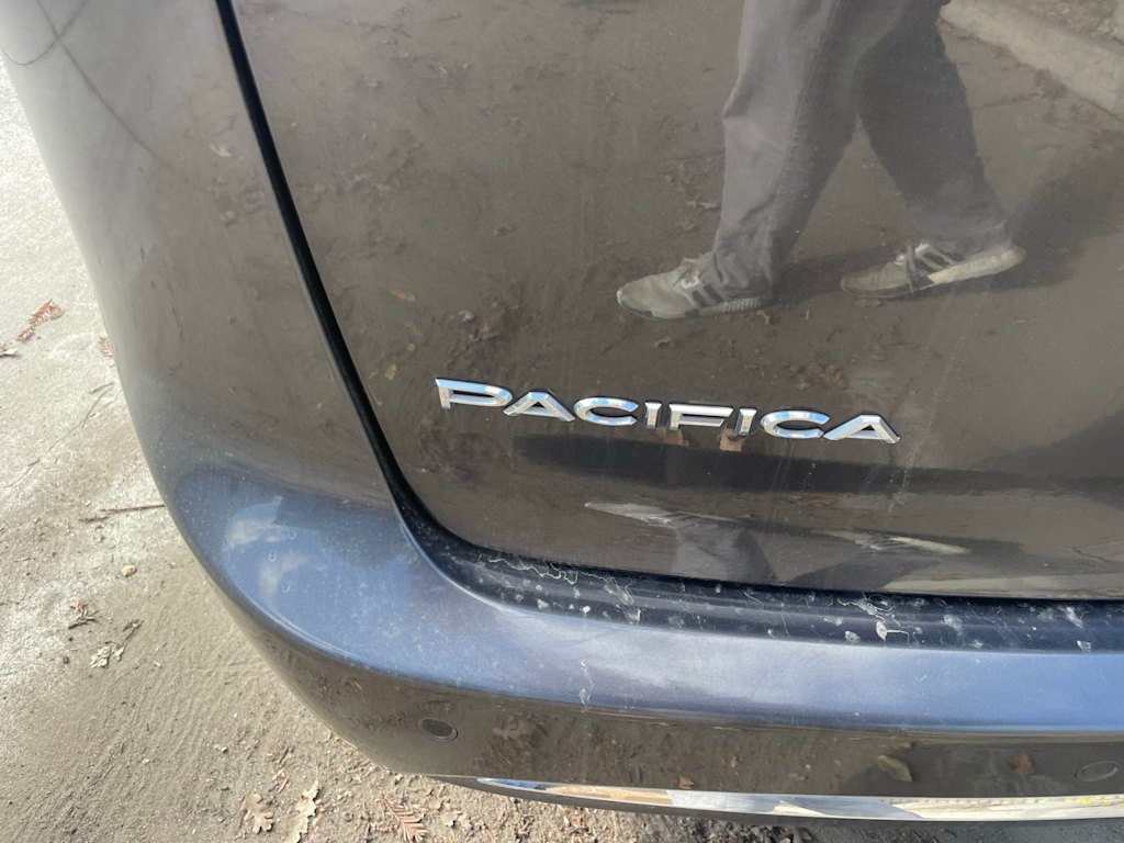 2019 Chrysler Pacifica Touring L 23