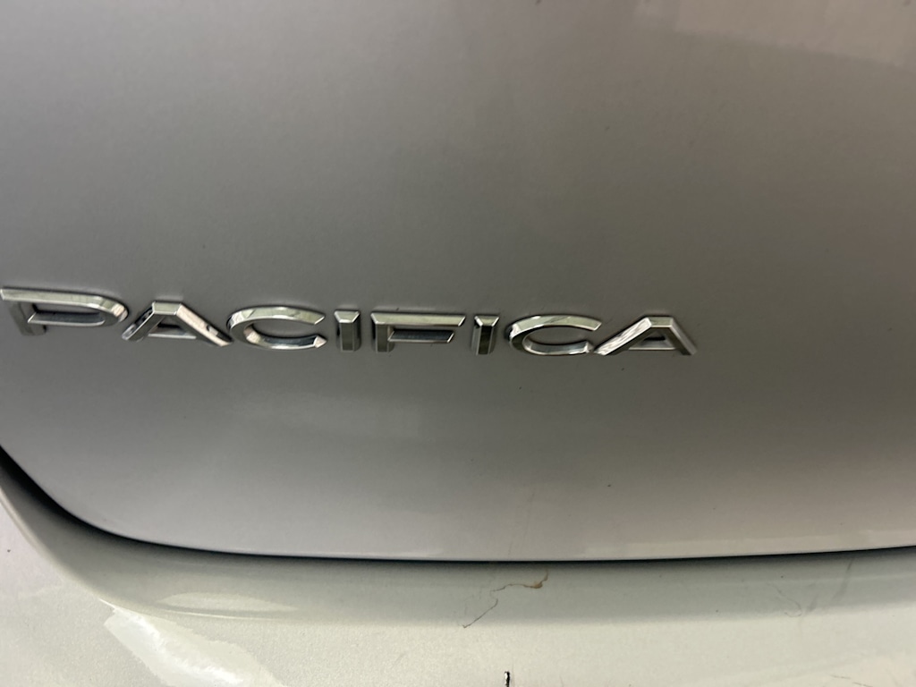 Thumbnail: 2024 Chrysler Pacifica - 20