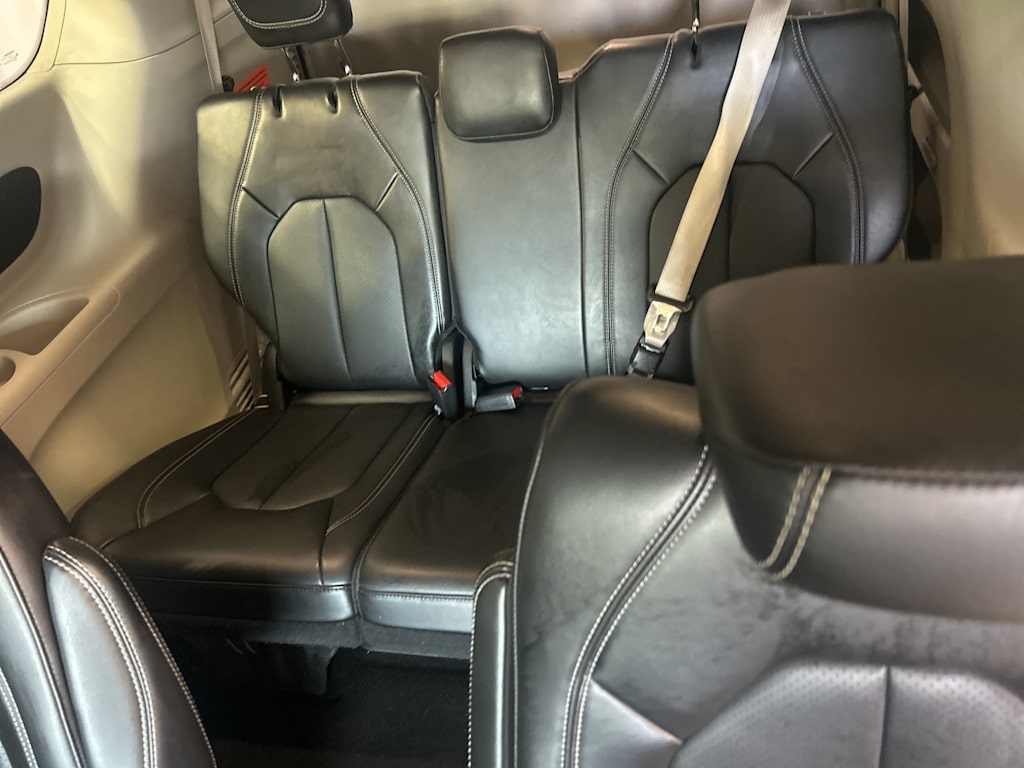 Thumbnail: 2024 Chrysler Pacifica - 25