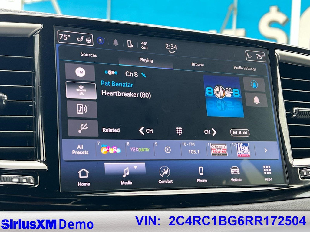 Thumbnail: 2024 Chrysler Pacifica - 30