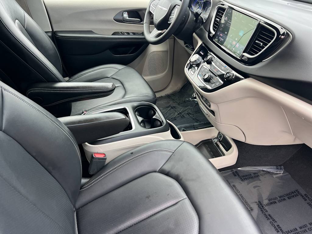 Thumbnail: 2024 Chrysler Pacifica - 10