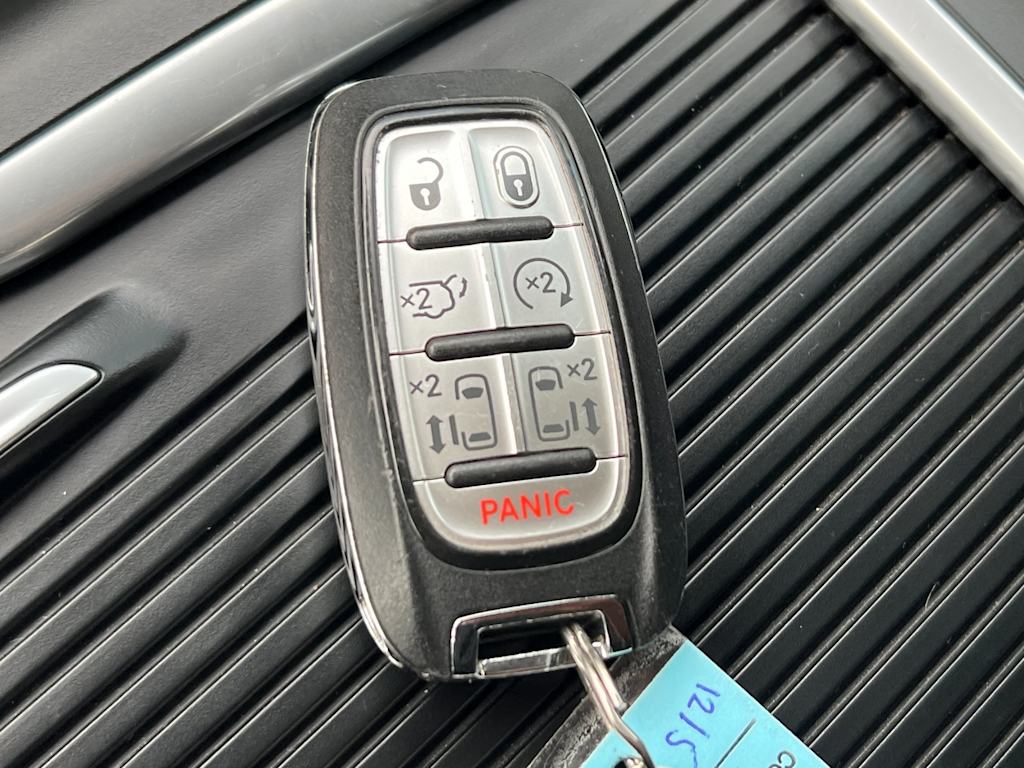 Thumbnail: 2024 Chrysler Pacifica - 19