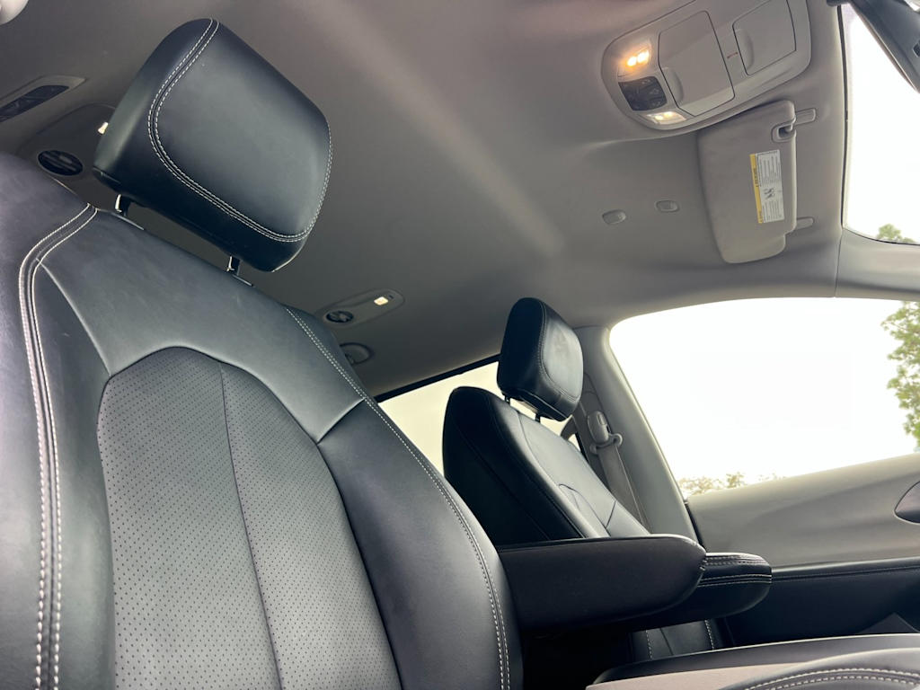 Thumbnail: 2024 Chrysler Pacifica - 11