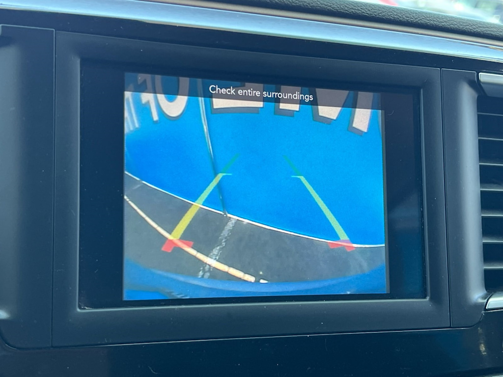 Thumbnail: 2019 Chrysler Pacifica - 23