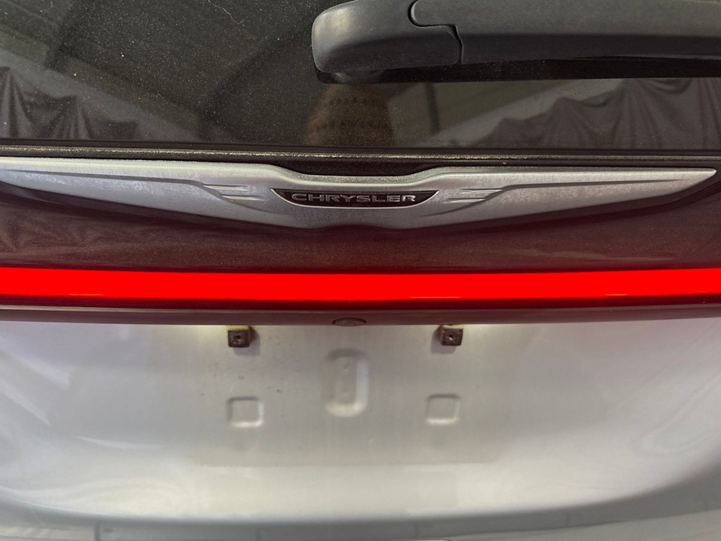 Thumbnail: 2024 Chrysler Pacifica - 20