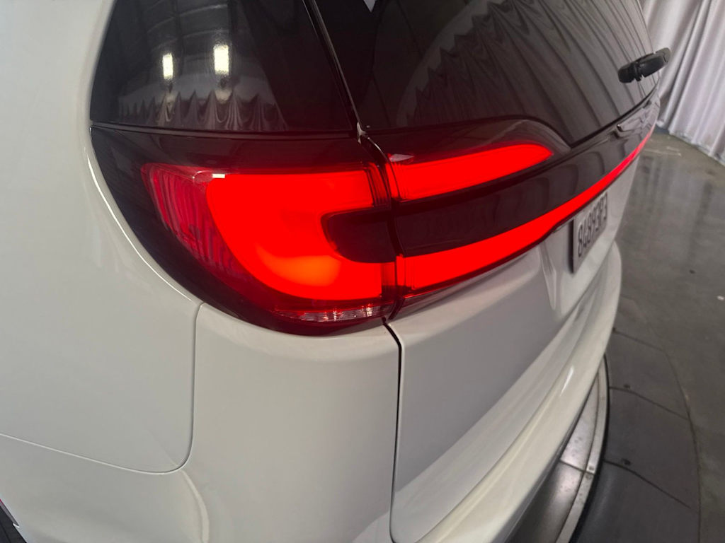 Thumbnail: 2022 Chrysler Pacifica - 19