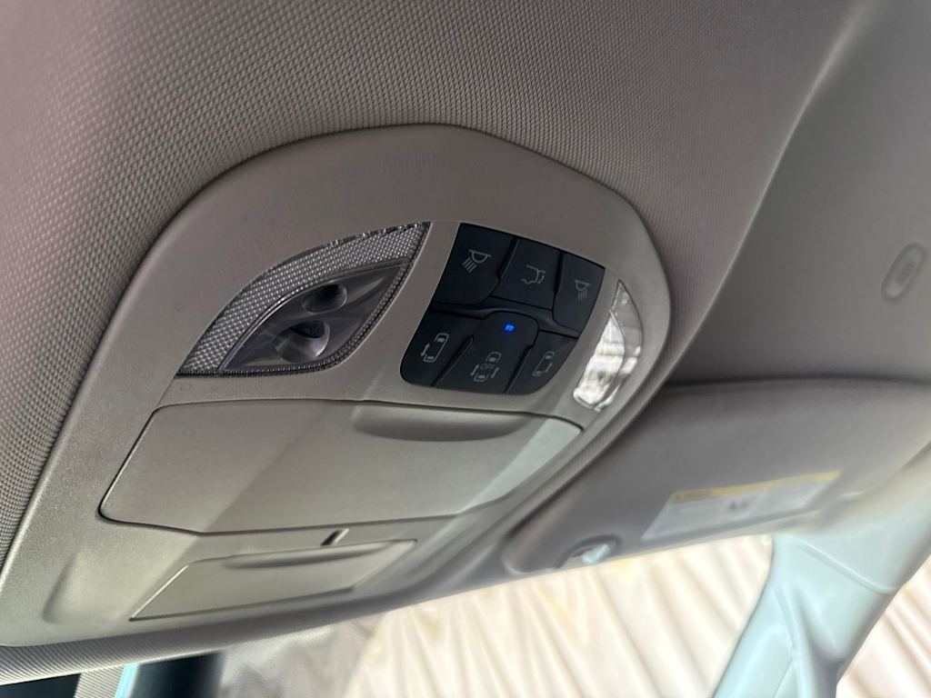 Thumbnail: 2022 Chrysler Pacifica - 27