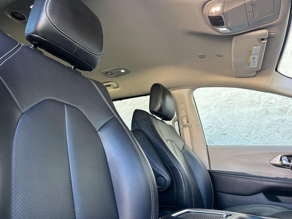 Thumbnail: 2024 Chrysler Pacifica - 23