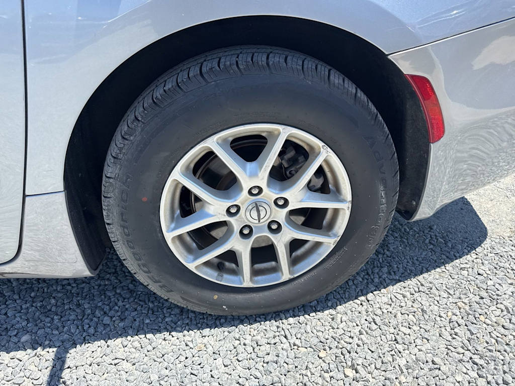 Thumbnail: 2021 Chrysler Pacifica - 8