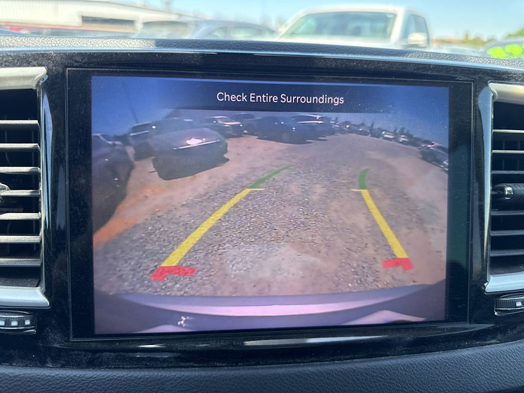 Thumbnail: 2021 Chrysler Pacifica - 27