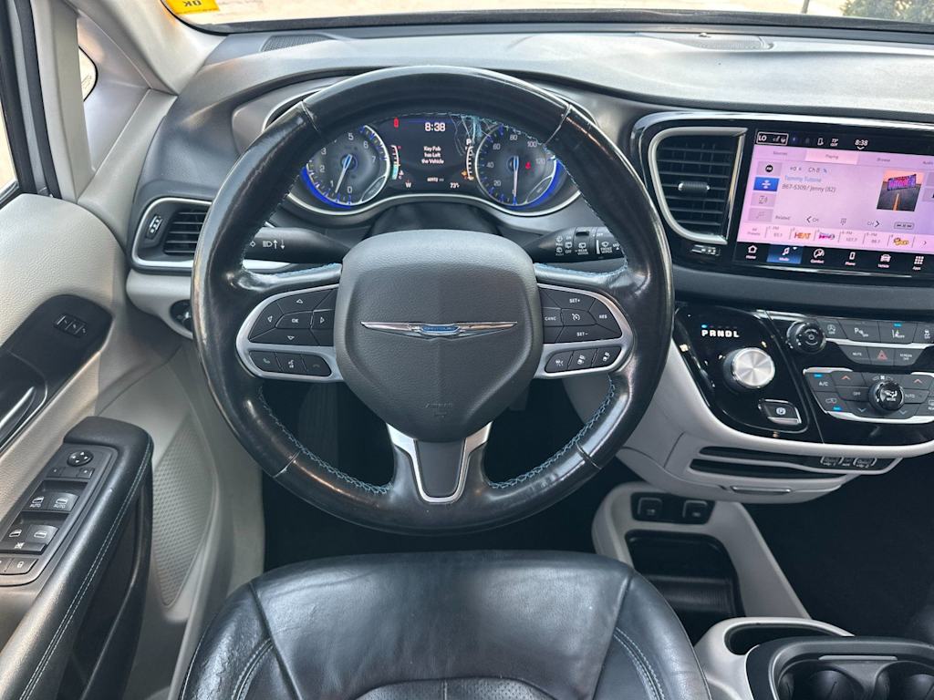 Thumbnail: 2021 Chrysler Pacifica - 9