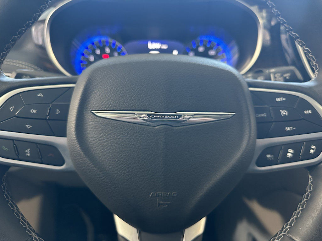 Thumbnail: 2023 Chrysler Pacifica - 27