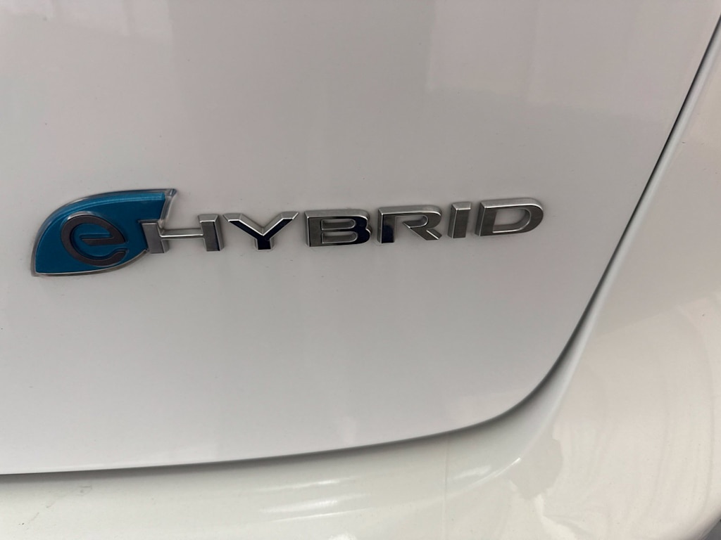 Thumbnail: 2018 Chrysler Pacifica - 21