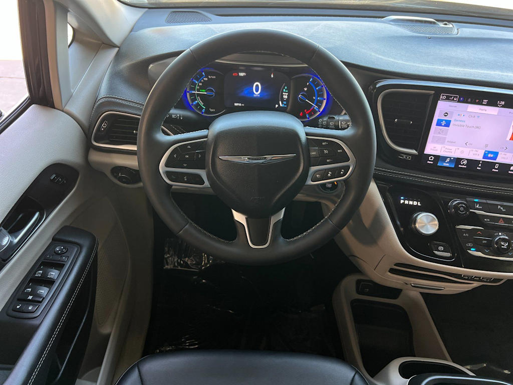 Thumbnail: 2024 Chrysler Pacifica - 12