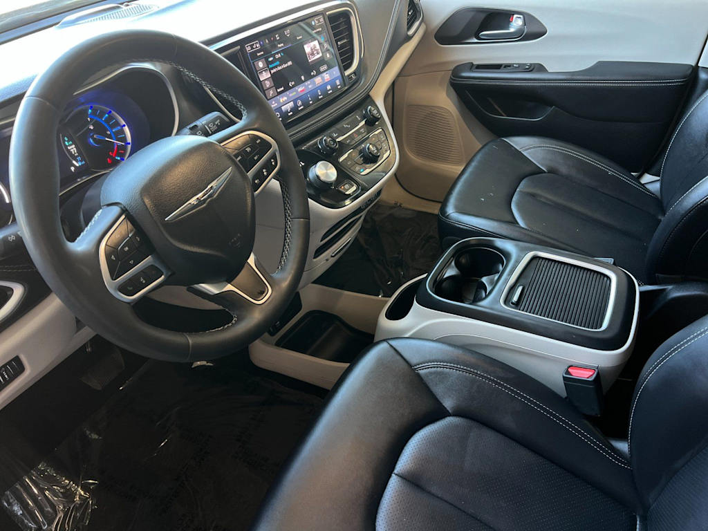 Thumbnail: 2024 Chrysler Pacifica - 9