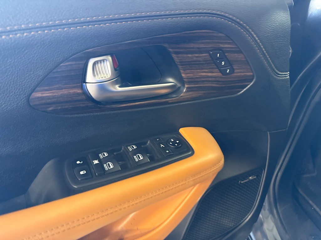 Thumbnail: 2021 Chrysler Pacifica - 24