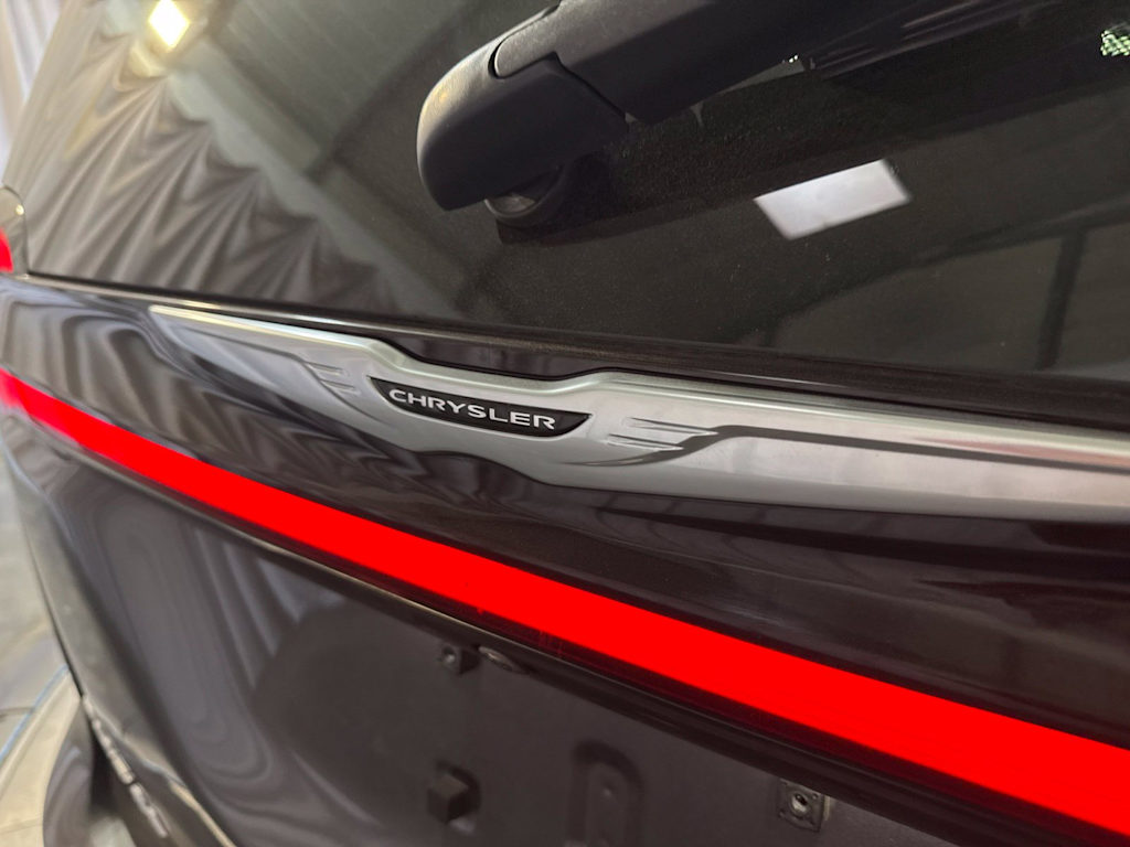 Thumbnail: 2021 Chrysler Pacifica - 20