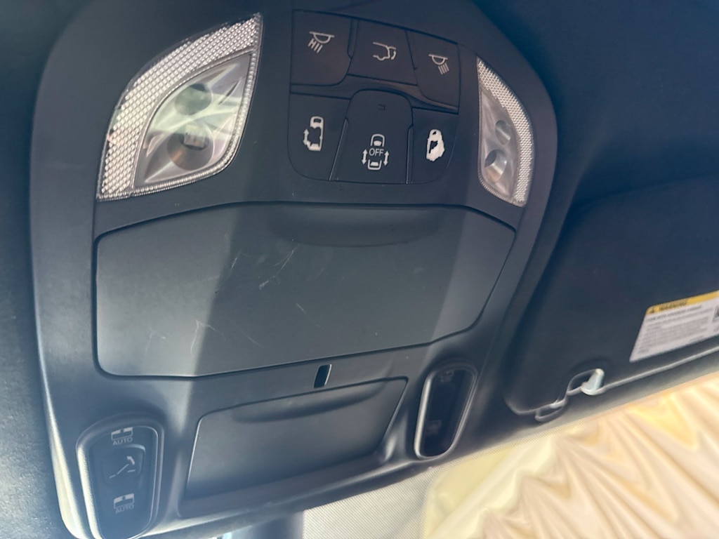 Thumbnail: 2021 Chrysler Pacifica - 28