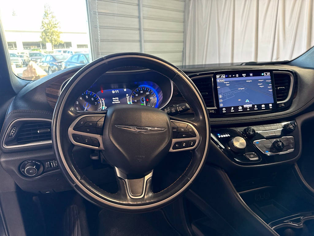 Thumbnail: 2021 Chrysler Pacifica - 2
