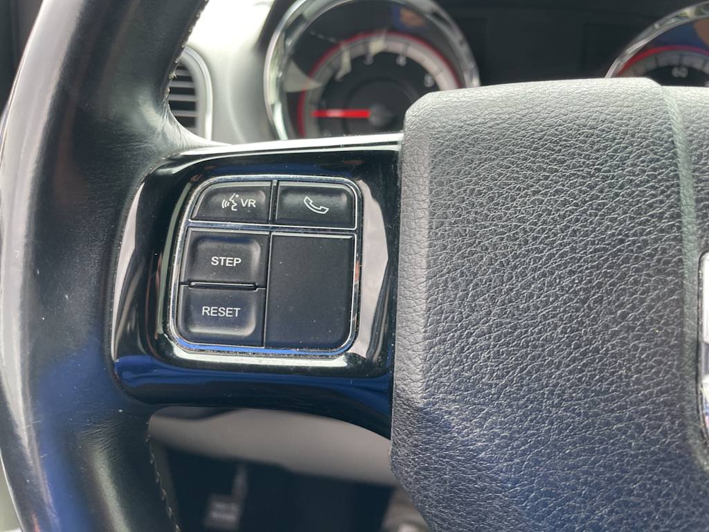 2017 Dodge Grand Caravan SXT 27