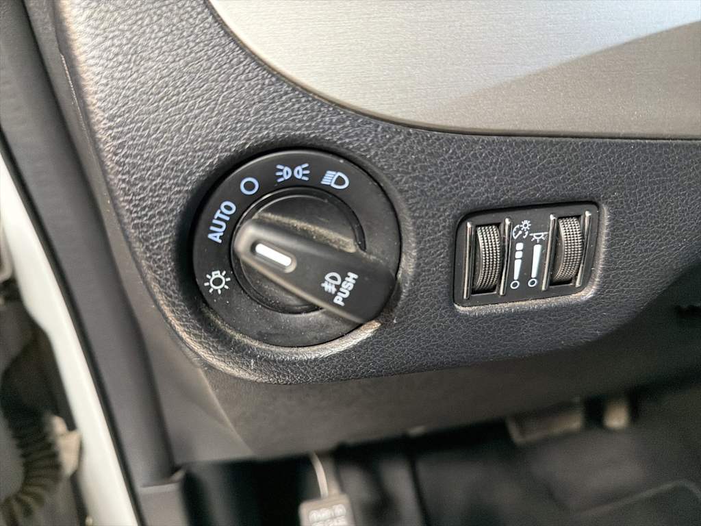 Thumbnail: 2019 Dodge Grand Caravan - 27