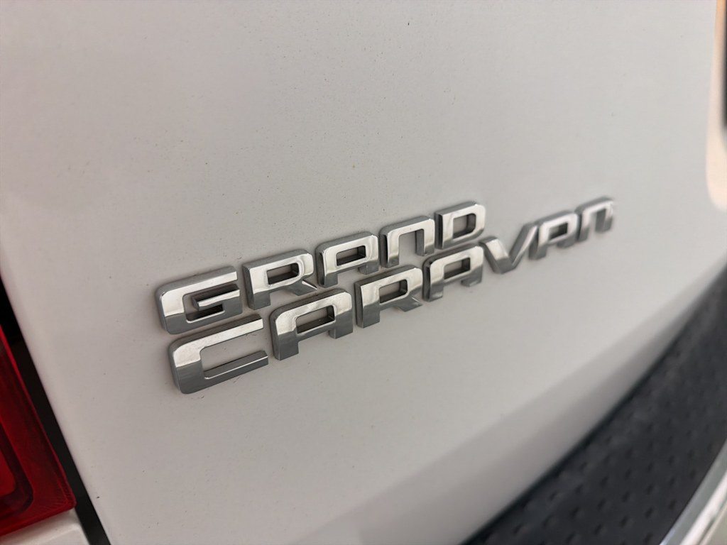 Thumbnail: 2019 Dodge Grand Caravan - 23