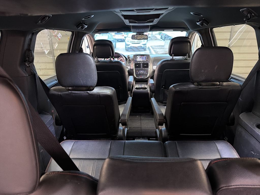 Thumbnail: 2019 Dodge Grand Caravan - 2