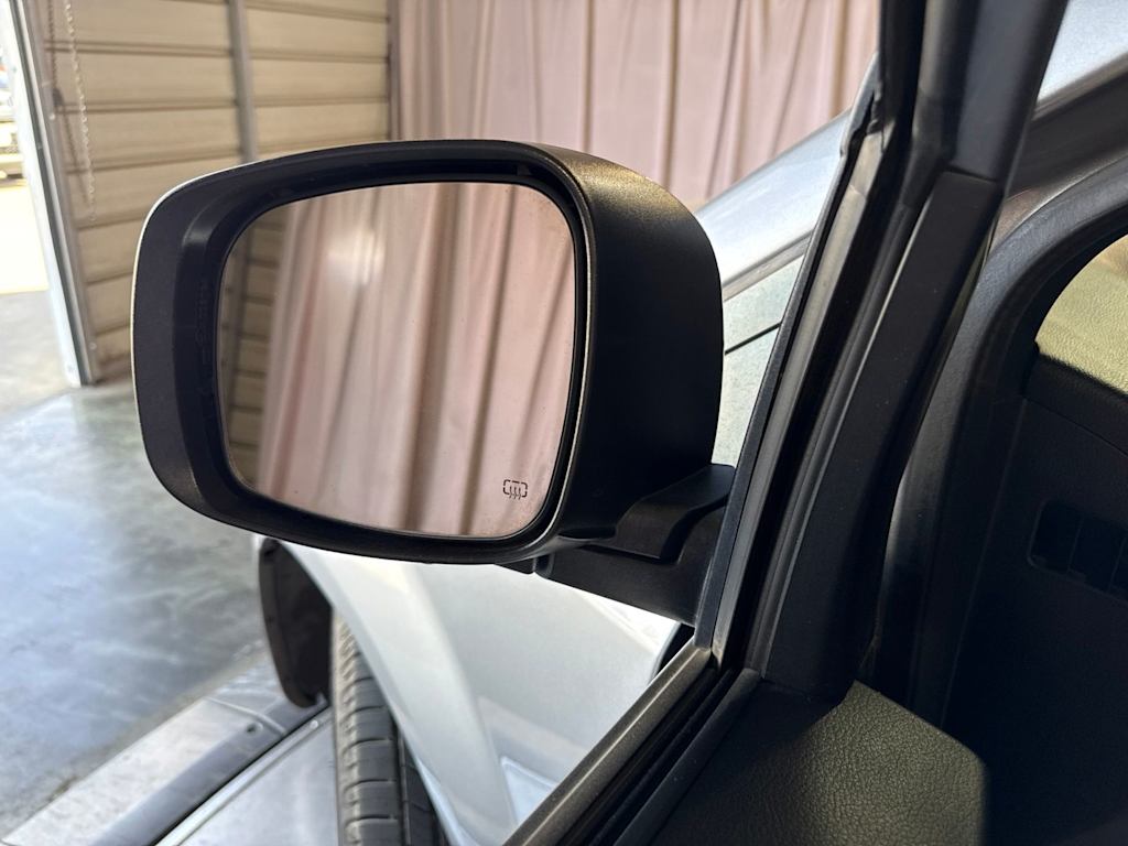 Thumbnail: 2018 Dodge Grand Caravan - 25