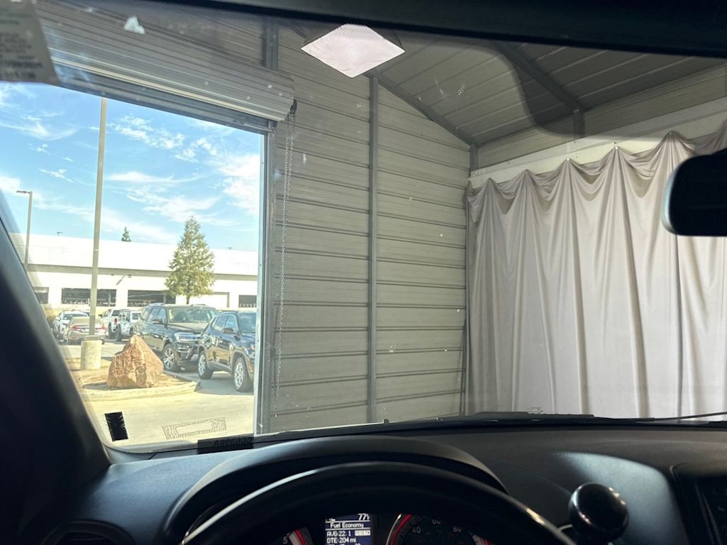 Thumbnail: 2018 Dodge Grand Caravan - 14