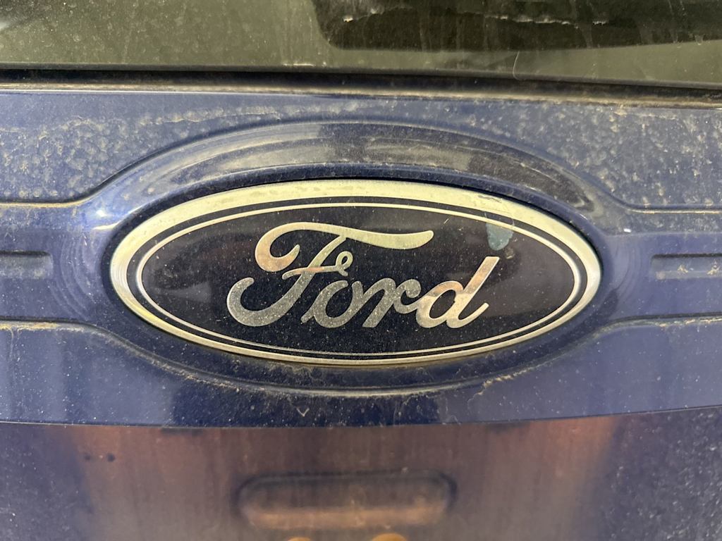 Thumbnail: 2013 Ford Edge - 22