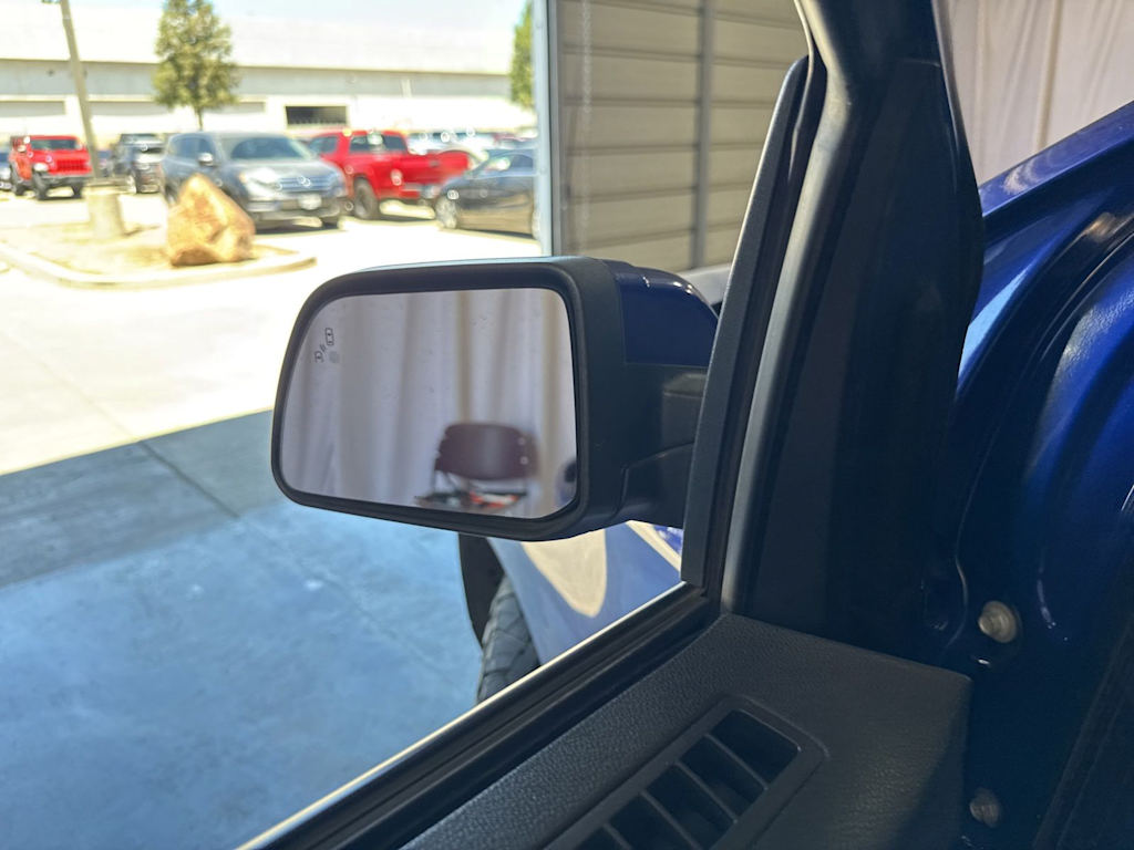 Thumbnail: 2013 Ford Edge - 9