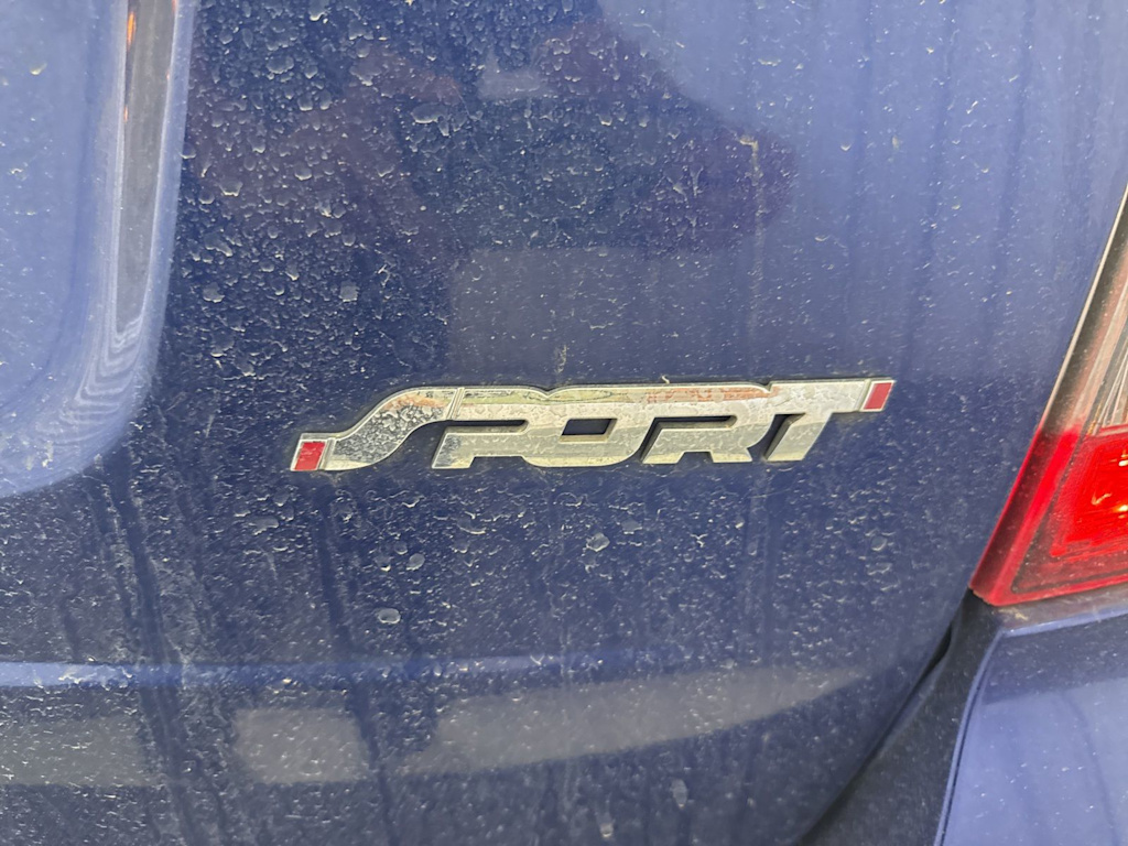 Thumbnail: 2013 Ford Edge - 23