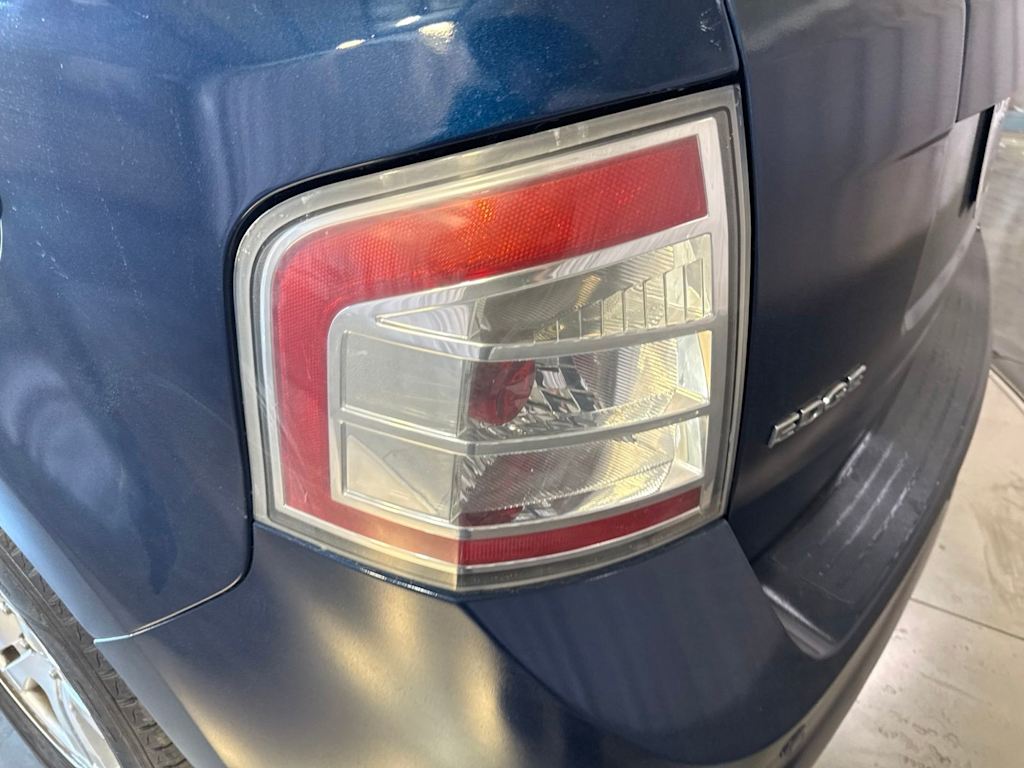 Thumbnail: 2010 Ford Edge - 20