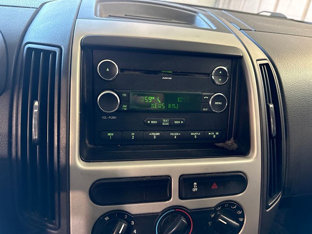 Thumbnail: 2010 Ford Edge - 12