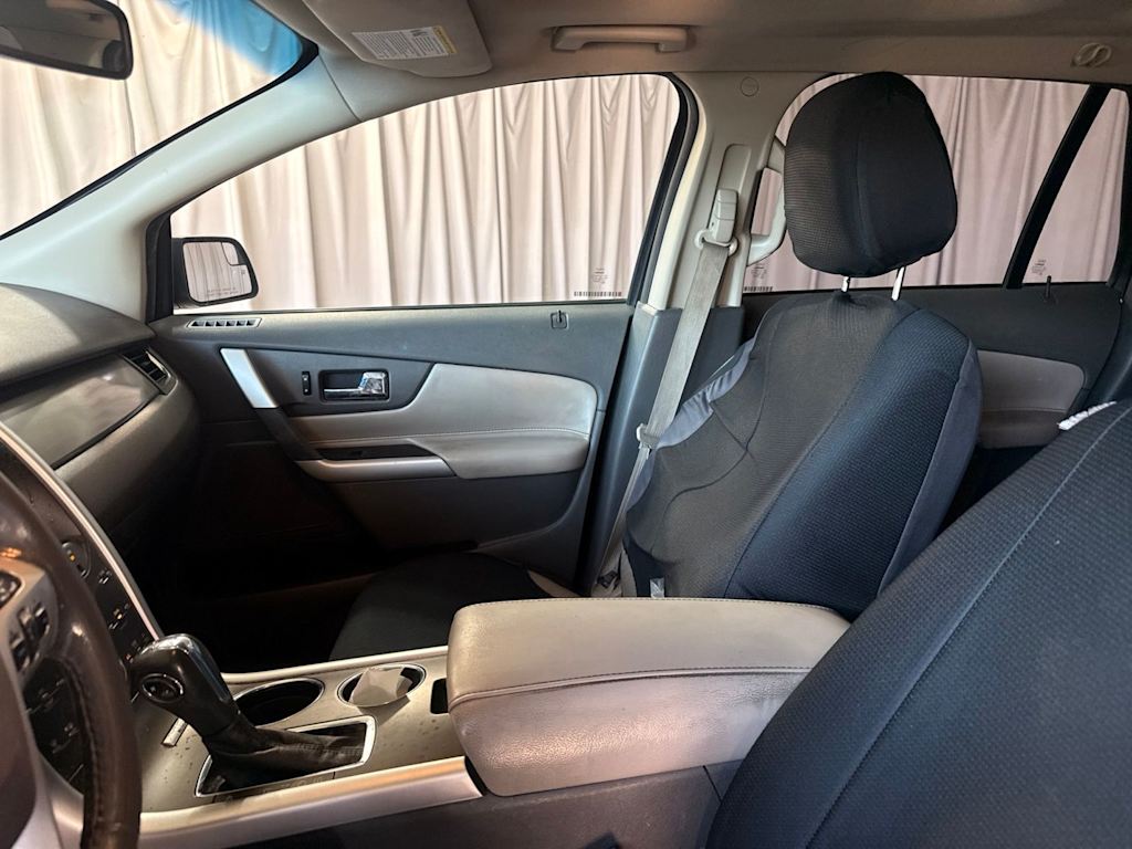 Thumbnail: 2013 Ford Edge - 7