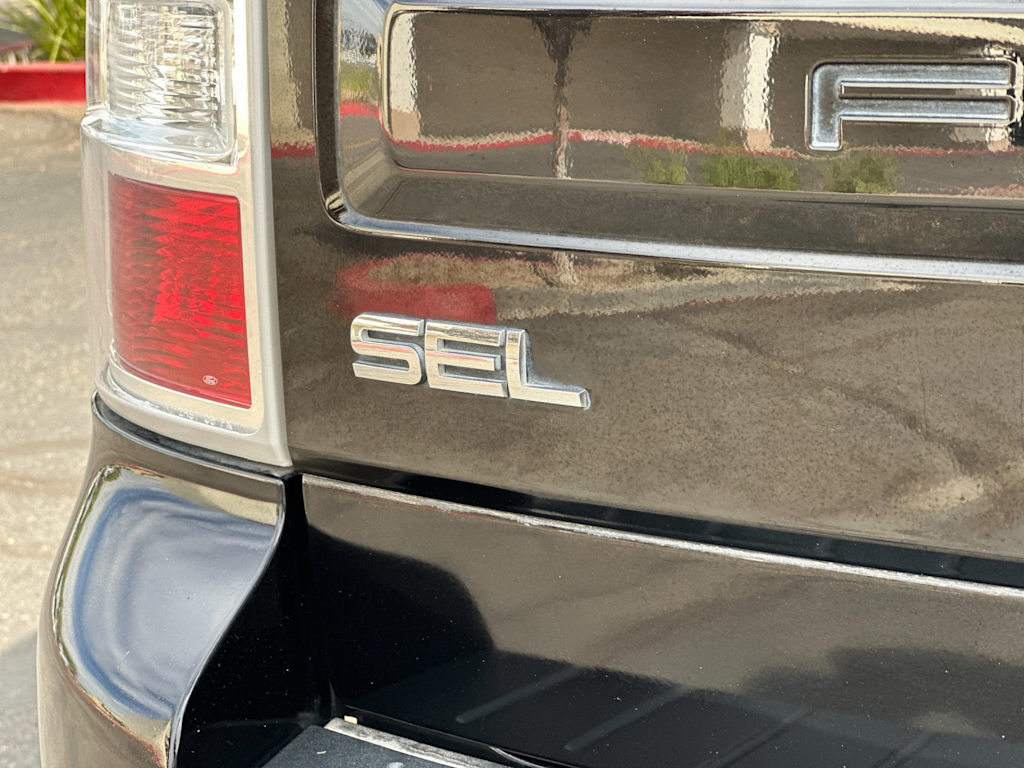Thumbnail: 2018 Ford Flex - 32