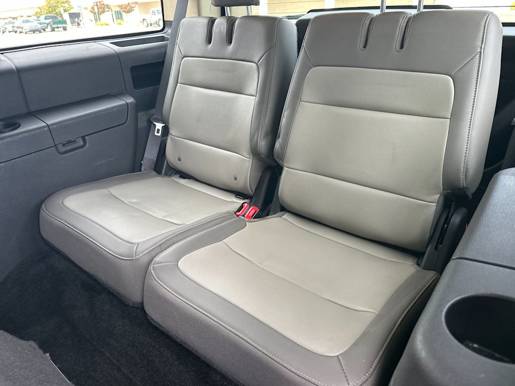 Thumbnail: 2018 Ford Flex - 24