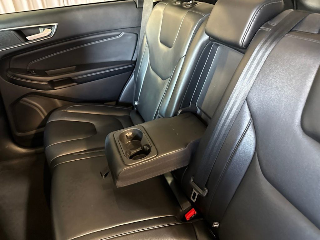 Thumbnail: 2021 Ford Edge - 19